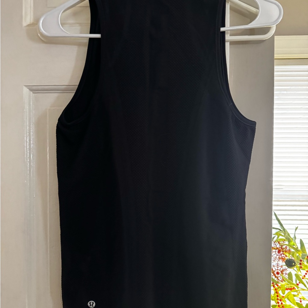 Lululemon tank top - Picture 4 of 5